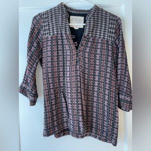 Cute multi-color Ace&Jig top! Good condition.